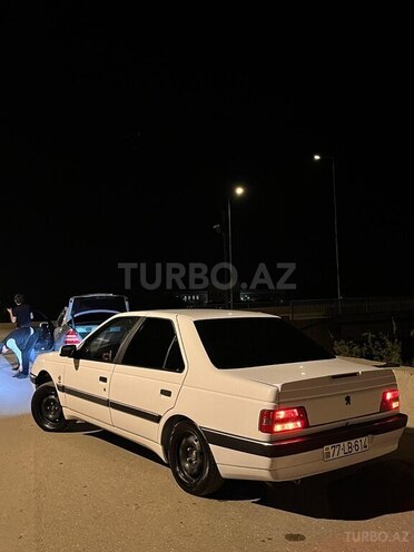 Peugeot 405-4
