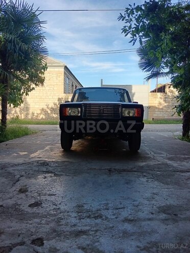 LADA (VAZ) 2107-1