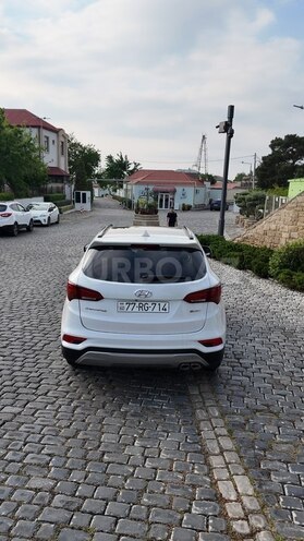 Hyundai Santa Fe-4