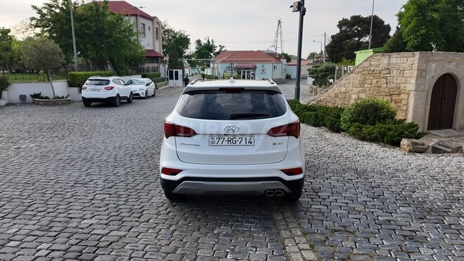 Hyundai Santa Fe-7