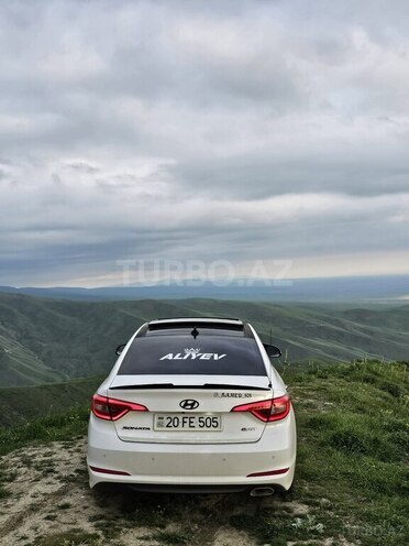Hyundai Sonata-6