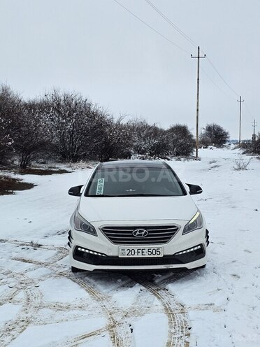 Hyundai Sonata-1