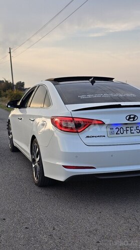 Hyundai Sonata-11