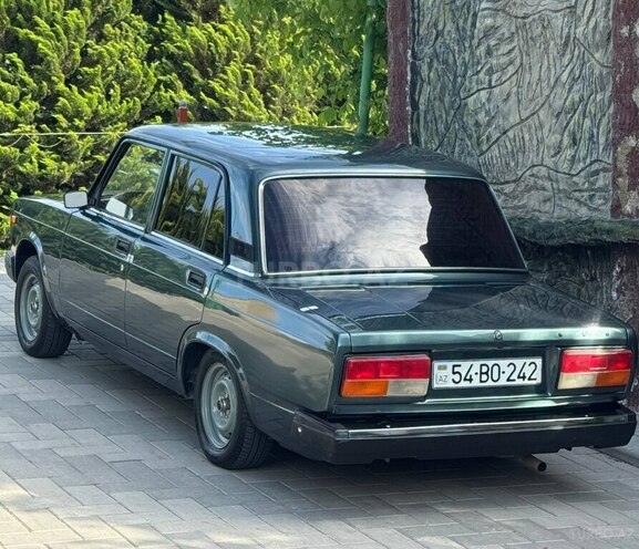 LADA (VAZ) 2107-4