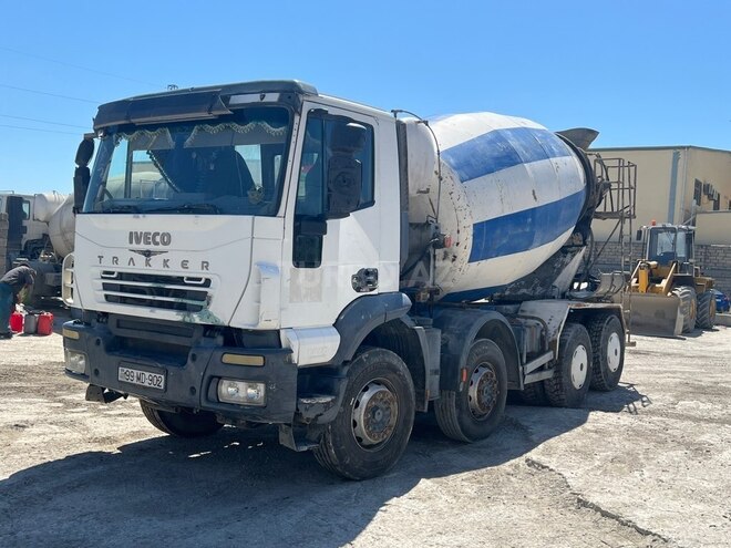 Iveco Trakker-2