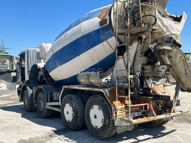 Iveco Trakker-4