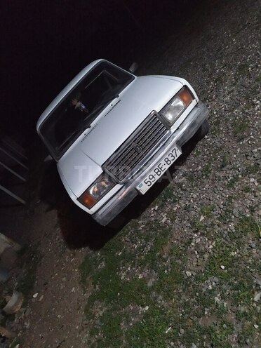 LADA (VAZ) 2107-1