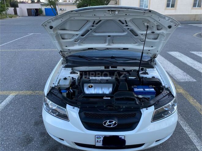 Hyundai Sonata-13