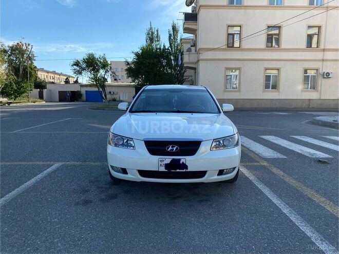 Hyundai Sonata-1