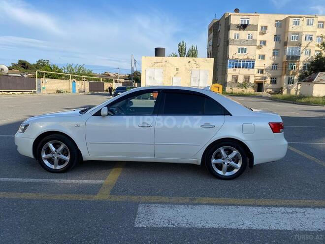 Hyundai Sonata-10