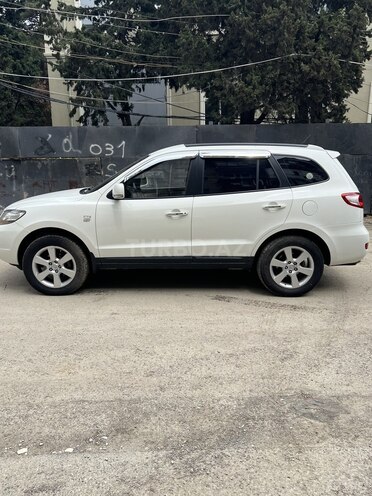 Hyundai Santa Fe-9