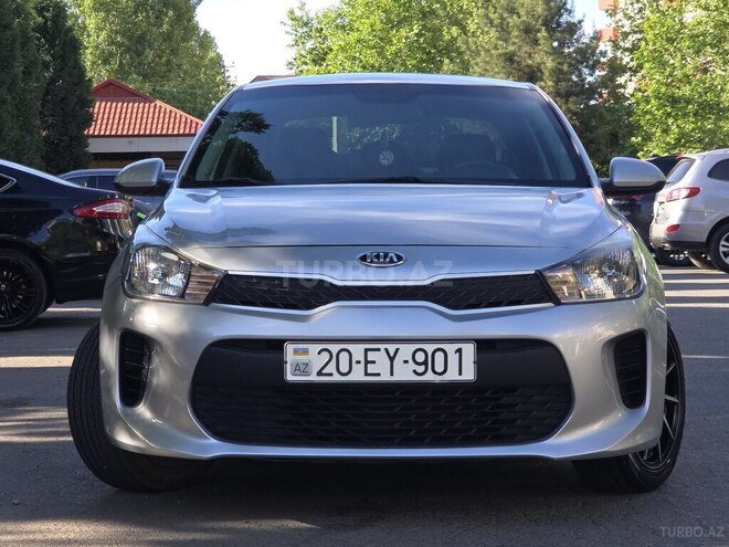 Kia Rio-5