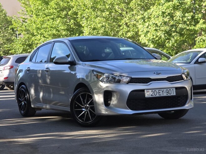 Kia Rio-8