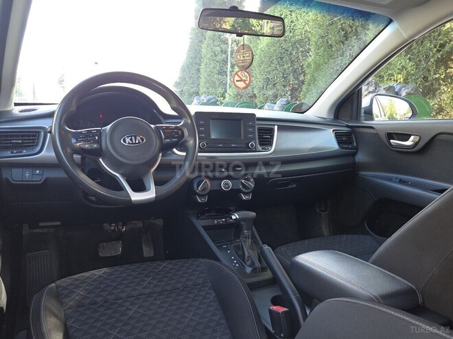 Kia Rio-14