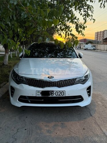 Kia K5-3