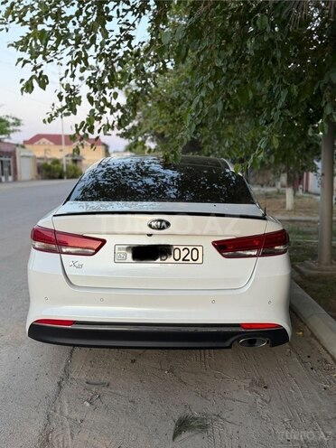Kia K5-7