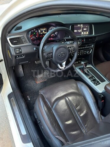 Kia K5-11