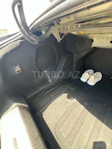Chevrolet Cruze-16