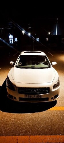 Nissan Maxima-6