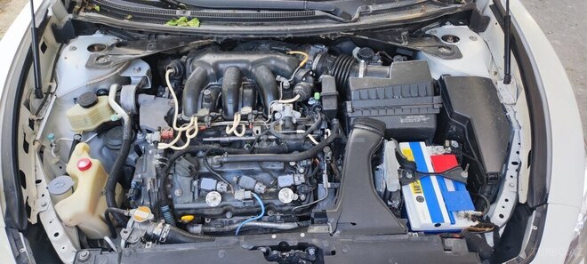 Nissan Maxima-9