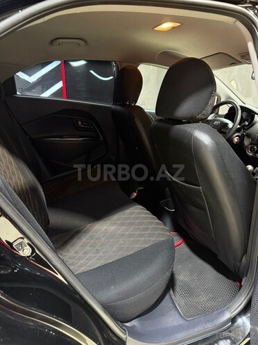 Kia Rio-17