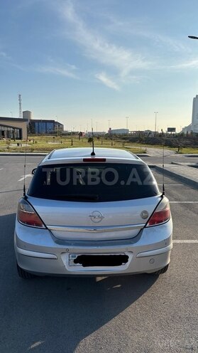 Opel Astra-2