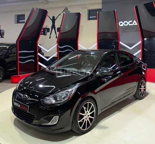 Hyundai Accent-1