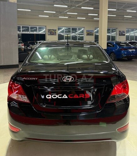 Hyundai Accent-9