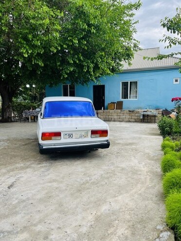LADA (VAZ) 2107-4