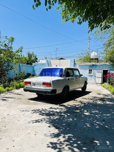 LADA (VAZ) 2107-8