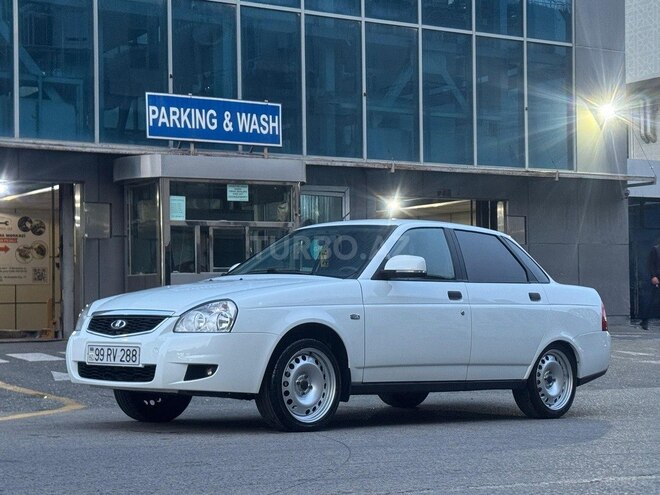 LADA (VAZ) Priora-1