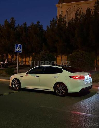 Kia K5-3