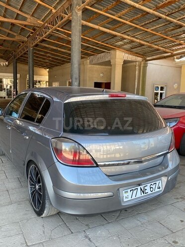Opel Astra-10