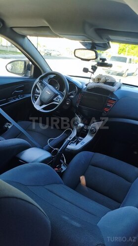 Chevrolet Cruze-10