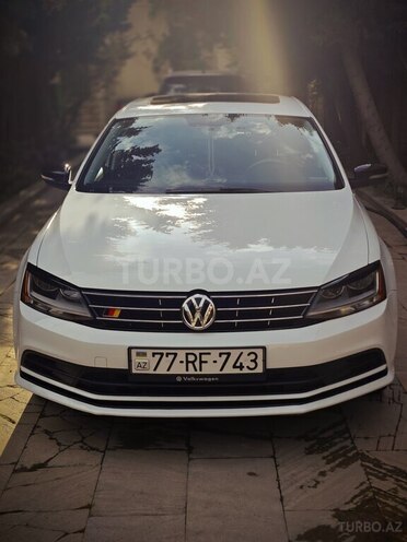 Volkswagen Jetta-1