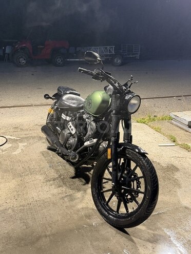 Yamaha XV950 Bolt-9