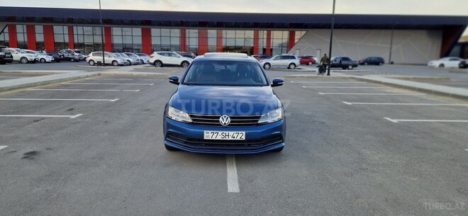 Volkswagen Jetta-1