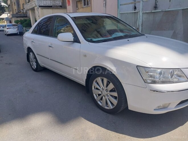 Hyundai Sonata-4