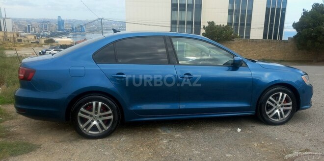 Volkswagen Jetta-4
