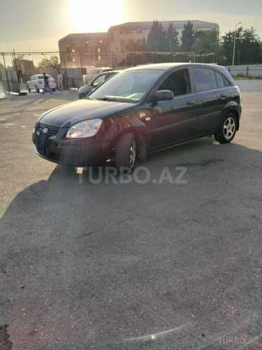 Kia Rio-5
