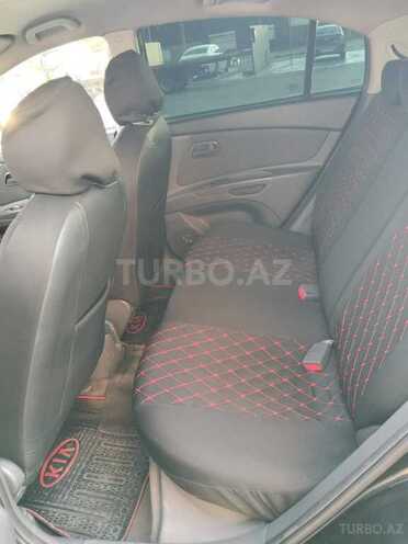 Kia Rio-12