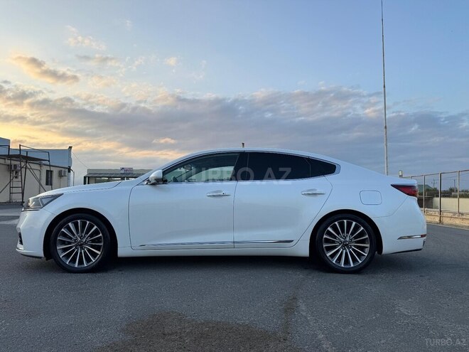 Kia K7-9