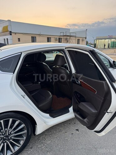 Kia K7-12