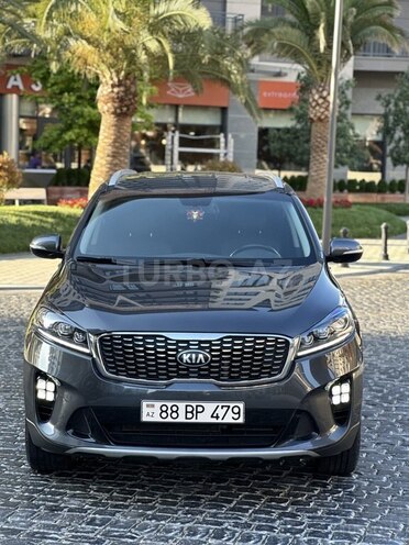 Kia Sorento-1