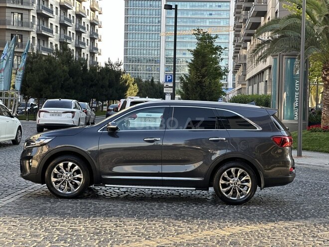 Kia Sorento-9
