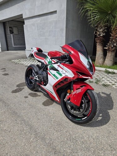 MV Agusta F3 800-17