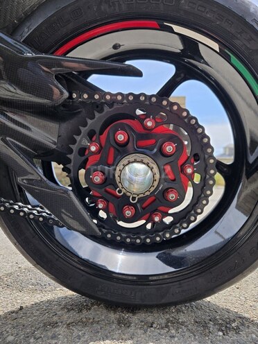 MV Agusta F3 800-15