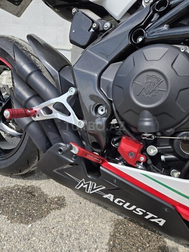 MV Agusta F3 800-9