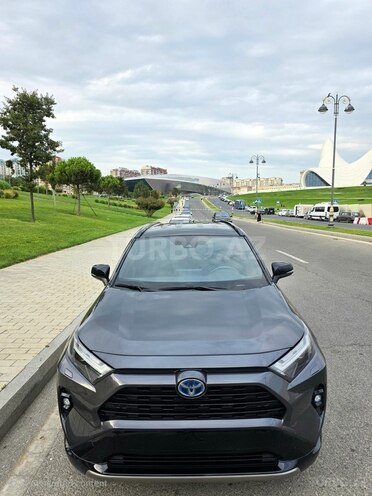 Toyota RAV4-18