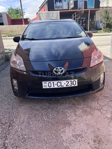 Toyota Prius-1